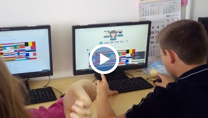 Осмокласници развиха дигиталните си умения и общуването на английски език