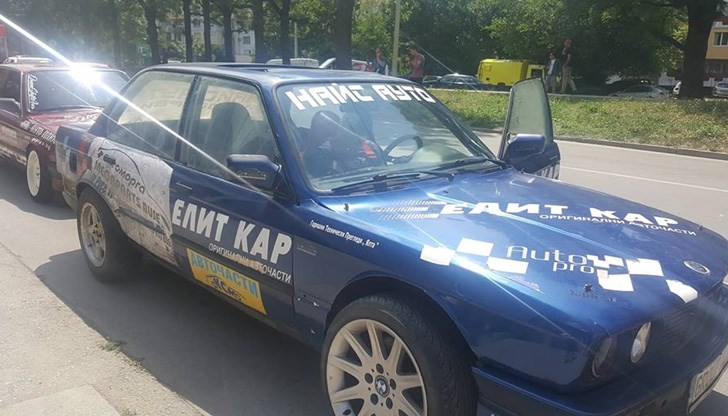 Между сериите е предвидена шоу програма с дрифт и други забавления за публиката