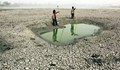 Най-тежката криза в историята на Индия остави милиони хора без вода