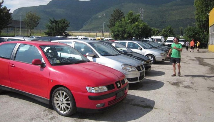 Близо половината от българския автопарк е над 20 години Близо половината от българския автопарк е над 20 години