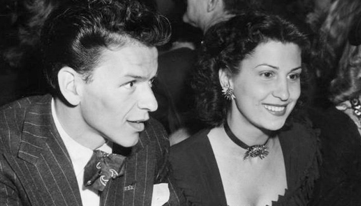 Нанси е първата съпруга на легендарния певец Франк Синатра
