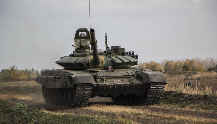 Новата версия танк Т-72М вече навлиза в руската войска и е предвидено да стане най-масовата машина в армията