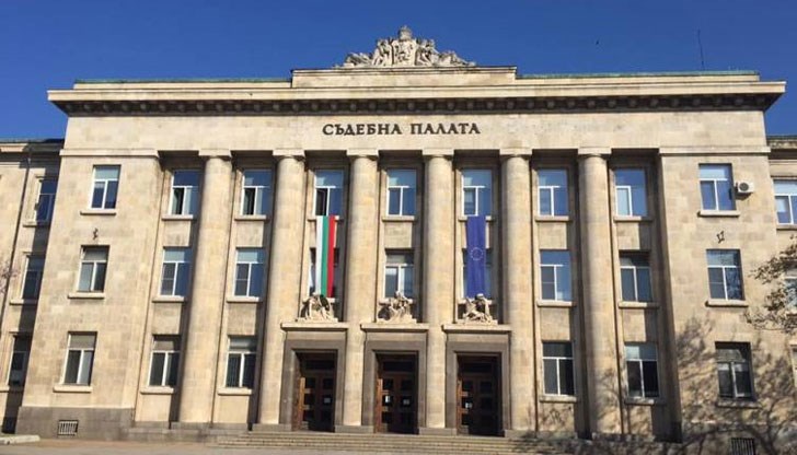 Мъжът издърпал телефон от ръцете на момче на улица „Борисова“ Мъжът издърпал телефон от ръцете на момче на улица „Борисова“