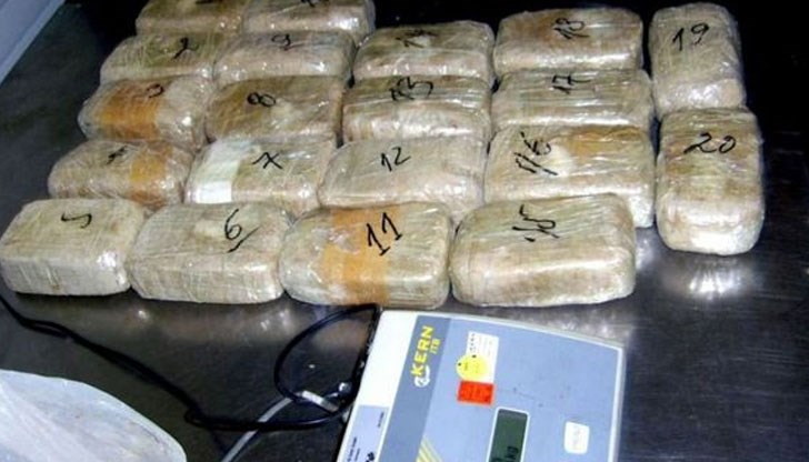 Общо 770 килограма наркотици са заловени от митниците от началото на годината Общо 770 килограма наркотици са заловени от митниците от началото на годината