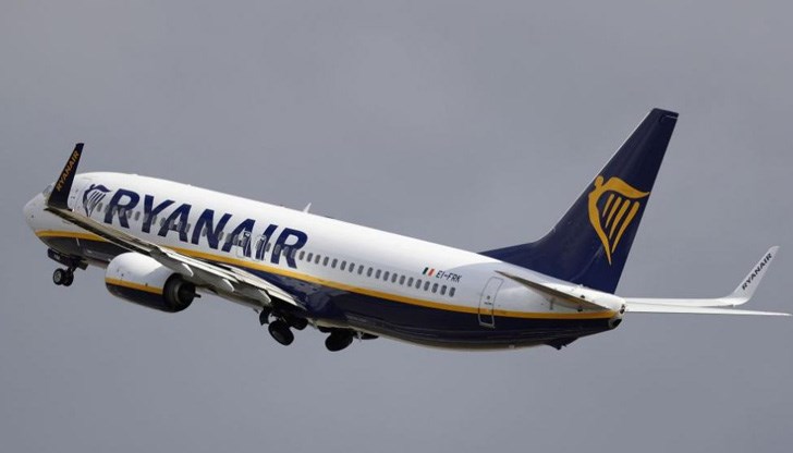 Оказало се, че налягането в салона е паднало рязко