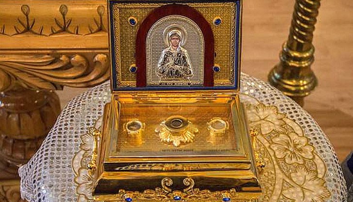 Светините ще останат в Катедралния храм „Св. Троица“ до 8 юли