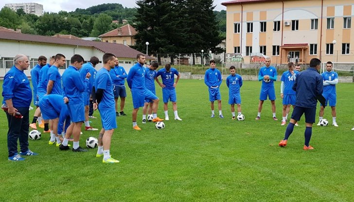 Мачът с “Локомотив” (Горна Оряховица) е на стадион “Дунав” и стартира в 18 часа