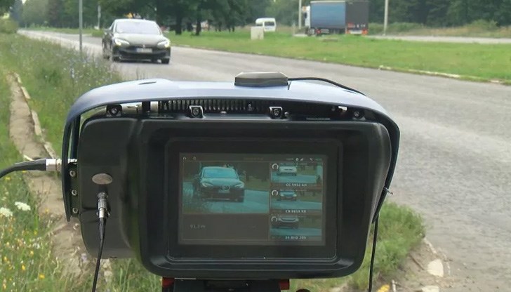 Устройството работи на напълно автономен режим