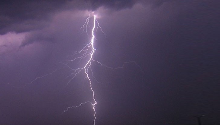 Планински спасители започнаха акция по спасяването му Планински спасители започнаха акция по спасяването му