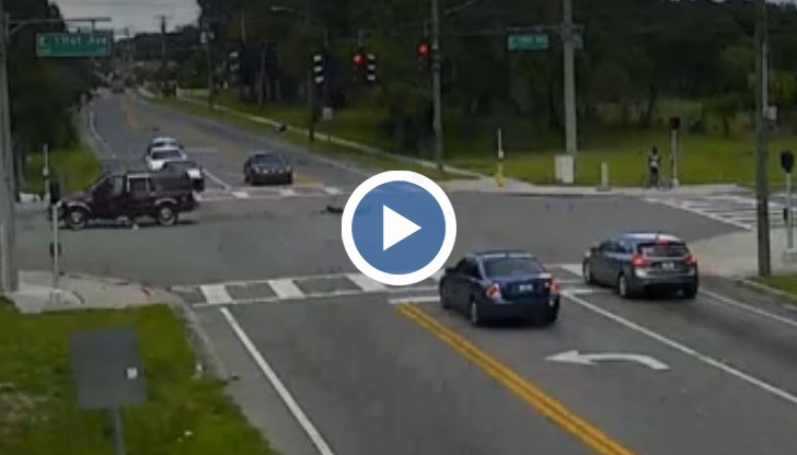 Шофьорът е обявен за издирване. Съдбата на жената е неизвестна