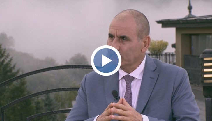 Нормално е те да координират действията си, защото влизането им във властта няма как да стане чрез избори