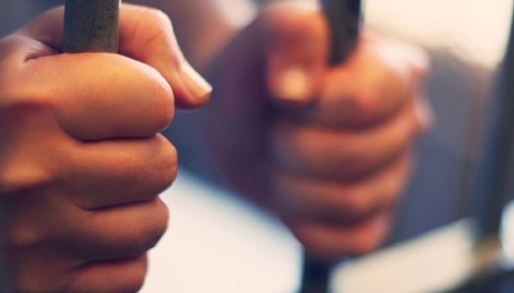 Атанас задигнал телефони от апартамента на познат, който го поканил на гости Атанас задигнал телефони от апартамента на познат, който го поканил на гости