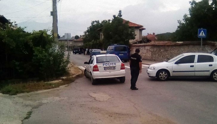 Счита, че в стара изоставена къща се укрива издирвания Радослав С. - Соколето Счита, че в стара изоставена къща се укрива издирвания Радослав С. - Соколето