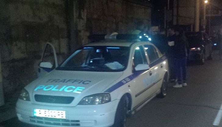 Двама маскирани мъже набили русенеца и задигнали 22 бона