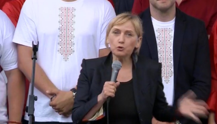 Елена Йончева: Българските общини се превърнаха във феодални владения. Днес ние сме поставени на колене с наведена глава