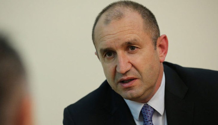 Според Румен Радев приетите поправки увреждат обществения интерес