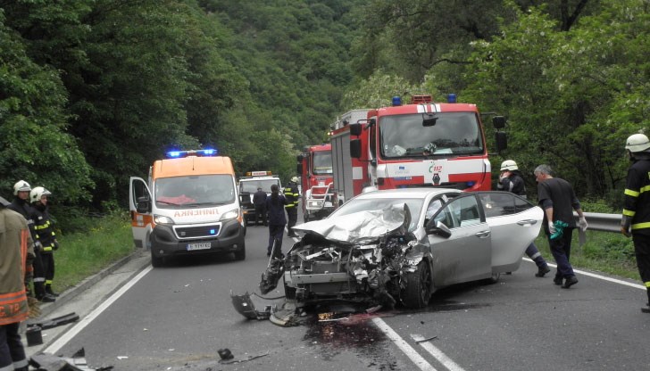 Ще полагат общественополезен труд в болници, където се лекуват деца, пострадали при катастрофи Ще полагат общественополезен труд в болници, където се лекуват деца, пострадали при катастрофи