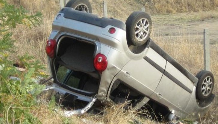 Пътуващата с него жена е транспортирана в дупнишко лечебно заведение / Снимката е илюстративна