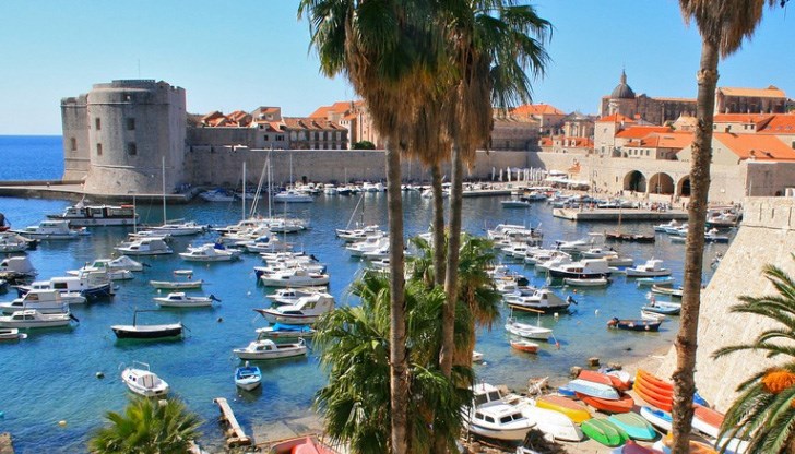 Въведен е план за ограничаване броя на круизните кораби Въведен е план за ограничаване броя на круизните кораби