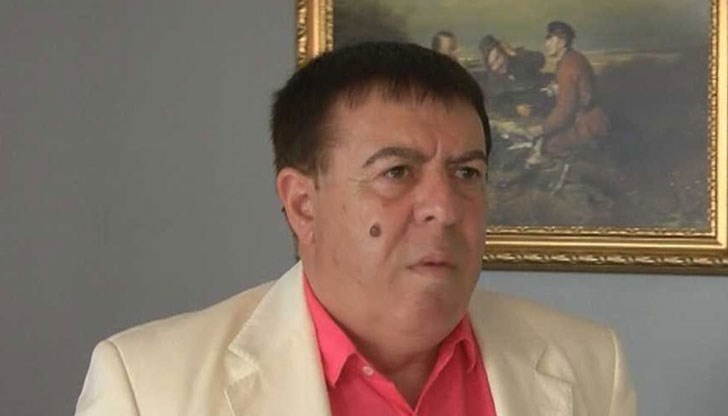 Наложена му е парична гаранция от 50 000 лева, както и забрана да напуска страната Наложена му е парична гаранция от 50 000 лева, както и забрана да напуска страната