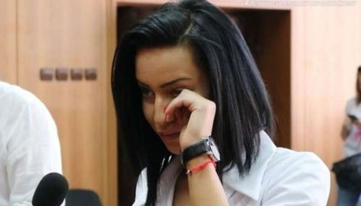 До този момент 21-годишното момиче има 4 обвинения До този момент 21-годишното момиче има 4 обвинения