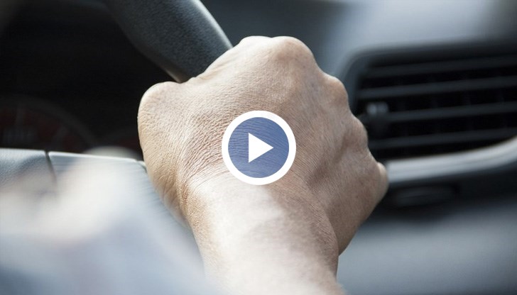 Санкцията в подобен случай е отнемане на 6 точки и 50 лева глоба