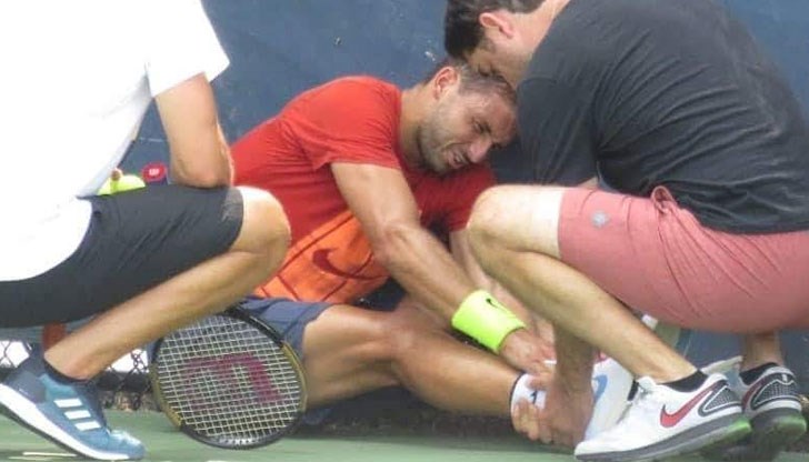 Снимки как Григор Димитров е паднал на корта по време на тренировка с гримаса на болка се появиха в социалните мрежи