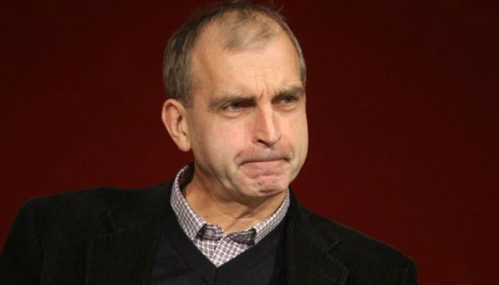 Трябва много хора или да се преформатират, или просто да бъдат уволнени Трябва много хора или да се преформатират, или просто да бъдат уволнени