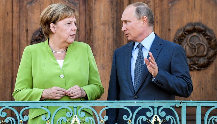 Международни кризи като конфликтите в Украйна и Сирия, и енергийни въпроси са сред темите, които обсъждат германският канцлер и руския президент