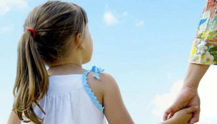 Всички осиновители да имат право на отпуск за определен период, независимо от възрастта на детето