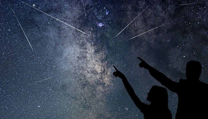 Метеорният поток „Персеиди“ може да се наблюдава с невъоръжено око Метеорният поток „Персеиди“ може да се наблюдава с невъоръжено око