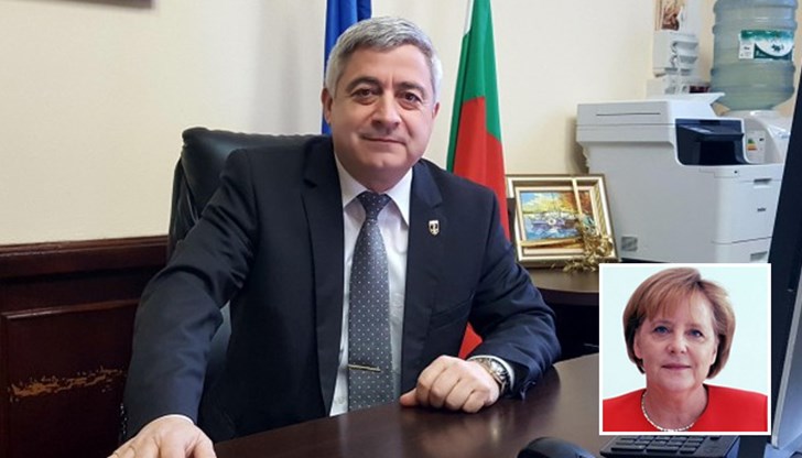 Най-сърдечно Ви поздравявам по повод навършването на Вашата 60-та годишнина!