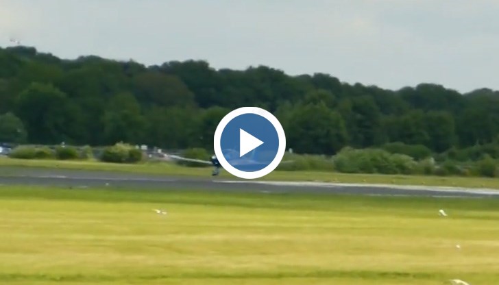 Самолетът е направил грубо кацане