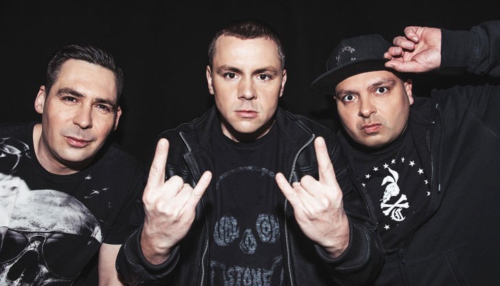 12 часа невероятно шоу на площад "Свобода"