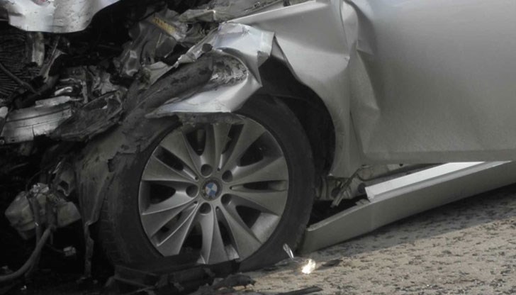 Тежко е пострадало още едно непълнолетно момиче, което е настанено в болница с опасност за живота Тежко е пострадало още едно непълнолетно момиче, което е настанено в болница с опасност за живота