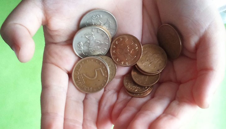 Във Видин, Кюстендил и Благоевград средните заплати са два пъти по-ниски от необходимите средства за месечна издръжка на живота Във Видин, Кюстендил и Благоевград средните заплати са два пъти по-ниски от необходимите средства за месечна издръжка на живота