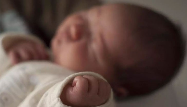 Готвели ли се да продадат новородено бебе за 18 хиляди евро