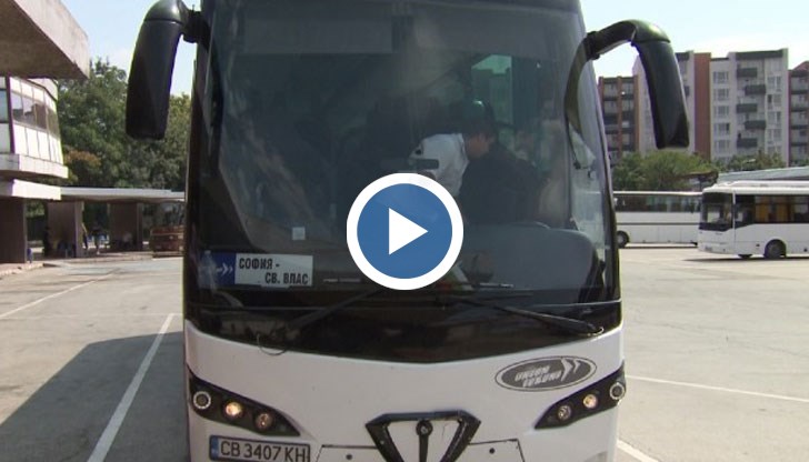 Поне като ще ни замазват очите да си синхронизират версиите с "безупречните" си шофьори