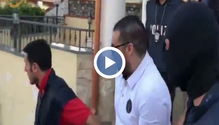 28-годишният Луиджи Абруцезе е задържан в частен дом в Касано, Калабрия