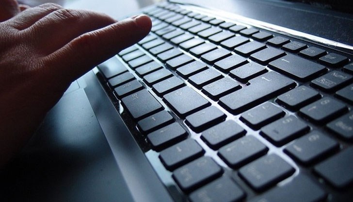 В имейлите са използвани лога или дори популярни рекламни слогани на финансовите институции