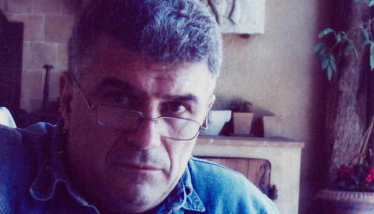 Известният български скулптор е автор на монументалните пластики в две от най-красивите станции на софийското метро Известният български скулптор е автор на монументалните пластики в две от най-красивите станции на софийското метро