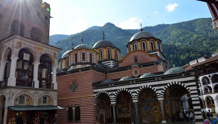 Празникът се чества в деня на годишнината от кончината на светеца