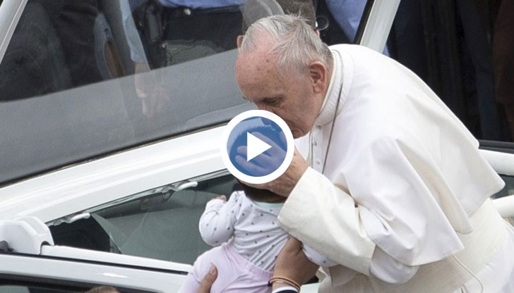 Папа Франциск нямал представа, че детето има толкова страшна болест
