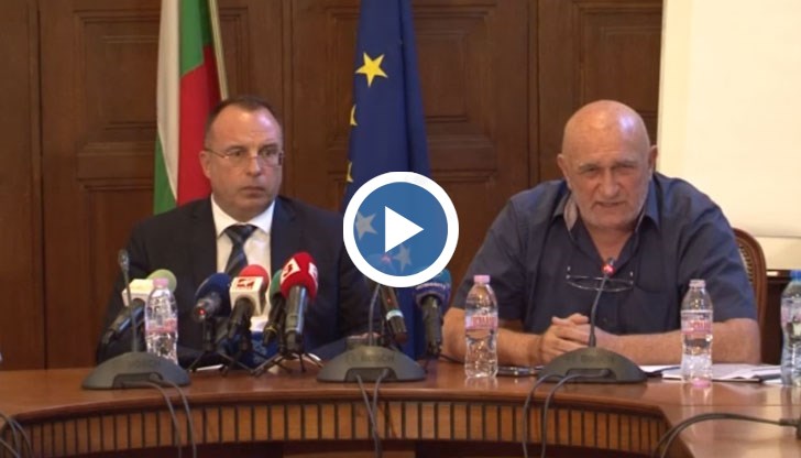 Никой от виновните за евтанизирането на хиляди животни не иска да подаде оставка