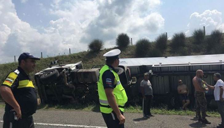 Ловецът на бежанци се притече на помощ на магистрала "Тракия"