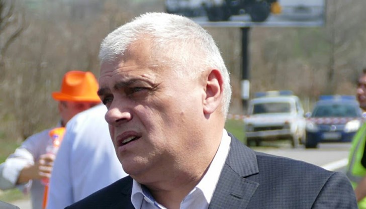 Така вътрешният министър Валентин Радев отговори на въпрос на журналисти, които се интересуваха за ситуацията около Димитър Желязков