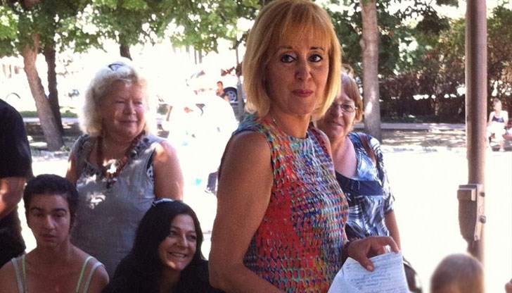 ЧСИ-та обявяват имотите за публична продан без хората да са информирани ЧСИ-та обявяват имотите за публична продан без хората да са информирани