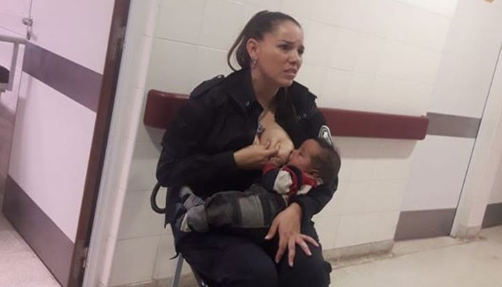 Жената пренебрегва предупрежденията на медиците, че бебето е „мръсно и мирише“
