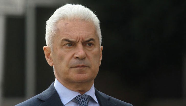 Лидерът на Атака подкрепи премиера Лидерът на Атака подкрепи премиера