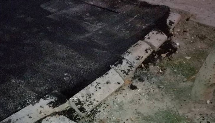 Асфалтът е положен на бабуни, бордюрите ги разместиха фадромите